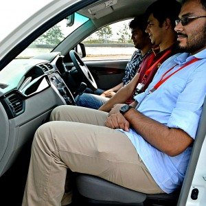 Mahindra KUV Front Seat