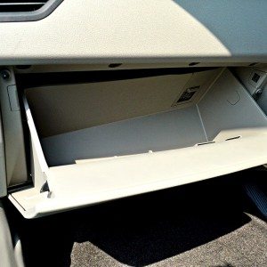 Mahindra KUV Glovebox