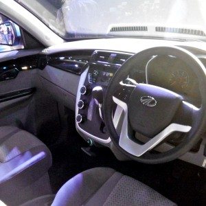 Mahindra KUv interior