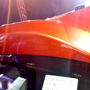 Mahindra KUv spoiler