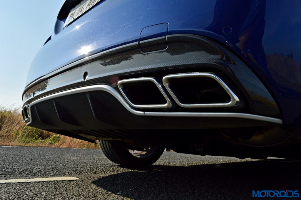 Mercedes-AMG C 63 S AMG exhaust and carbon fiber diffuser(39)