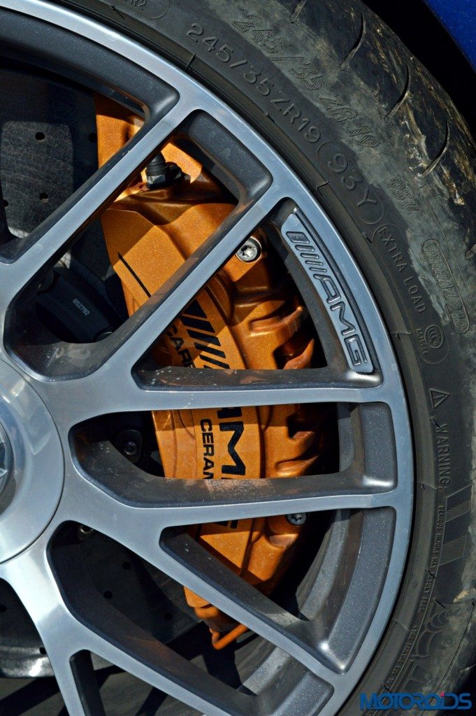 Mercedes-AMG C 63 S carbon ceramic brakes(47)