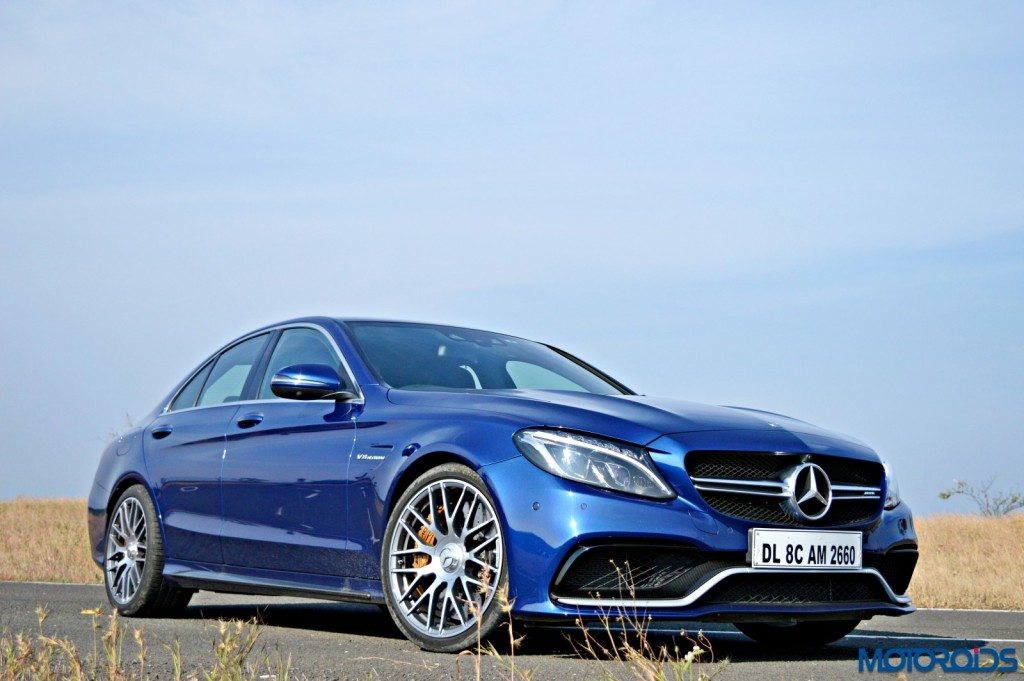 Mercedes-AMG C 63 S front right quarter profile(4)