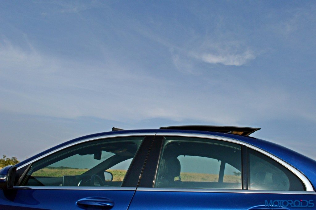 Mercedes-AMG C 63 S moonroof(59)