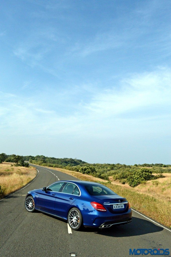 Mercedes-AMG C 63 S open road backdrop(43)