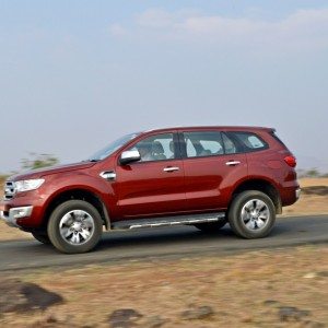 New  Ford Endeavour action