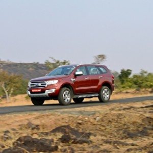 New  Ford Endeavour action