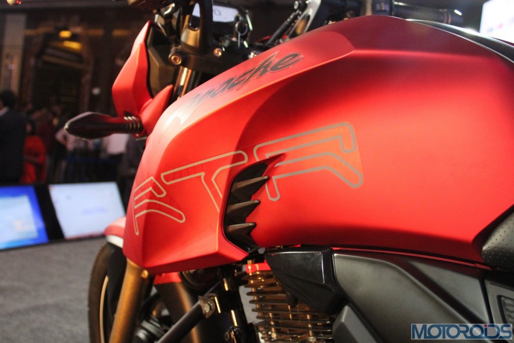 TVS Apache RTR 200 4V (39)