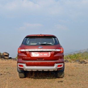 new  Ford Endeavour AT rear