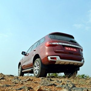 new  Ford Endeavour india review