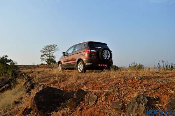 new 2016 Ford ecosport India review (9)