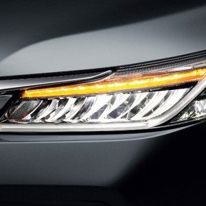 Honda Accord headlight cluster