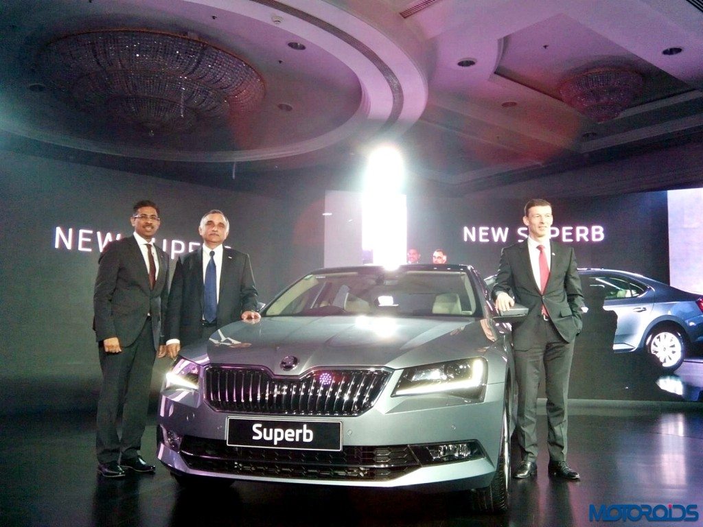 2016 Skoda Superb (63)