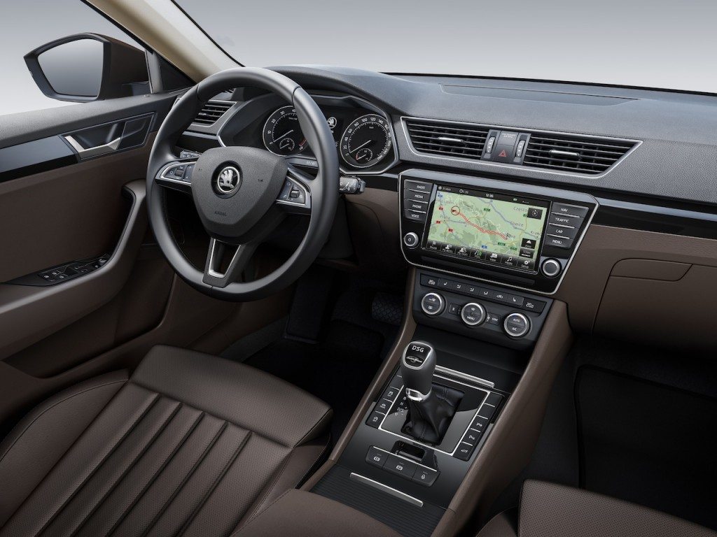 150203 SKODA Superb Interior LaK