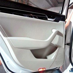 Skoda Superb rear door panel