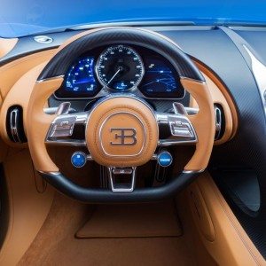 CHIRON steering wheel WEB