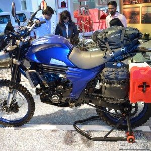 Auto Expo  Mahindra Mojo Scrambler and Adventure Concept