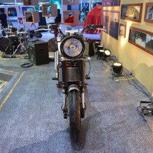 Auto Expo  Mahindra Mojo Scrambler and Adventure Concept