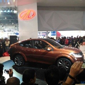 Auto Expo  Mahindra XUV Aero Concept