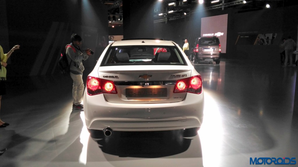 Chevrolet Cruze 2016 Auto Expo (14)