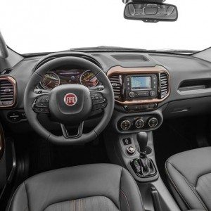 Fiat Toro Interior