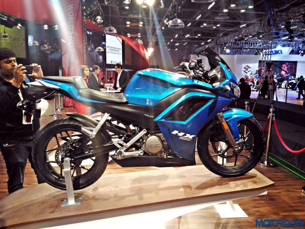 Hero-HX25-Auto-Expo-2016-10