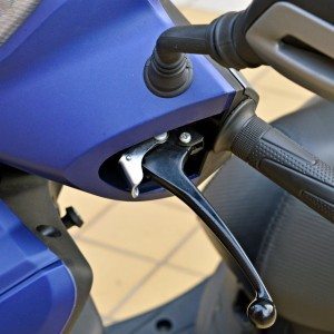 Hero Maestro Edge Review Details Brake Lever and Lock