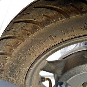 Hero Maestro Edge Review Details Tyre