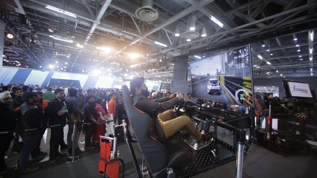 Hyundai Auto Expo 2016 Racing Motion Simulator