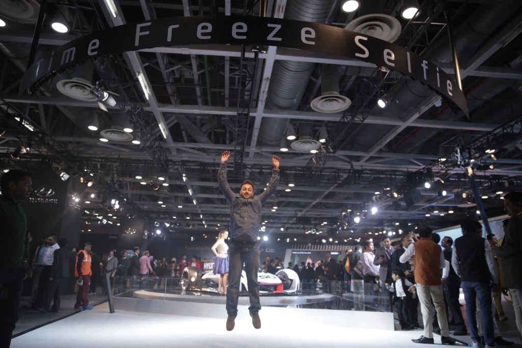 Hyundai Auto Expo 2016 Time Freeze Selfie