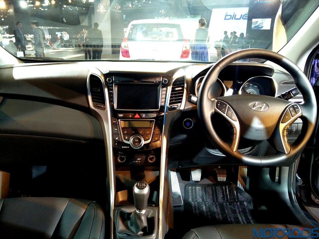 Hyundai i30 (2)