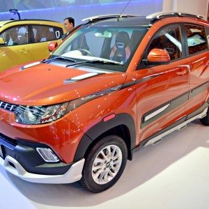 Mahindra KUV Xplorer