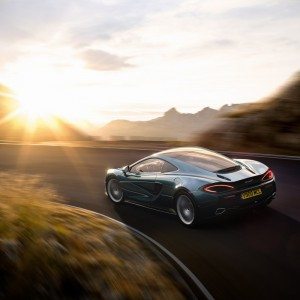 McLaren GT