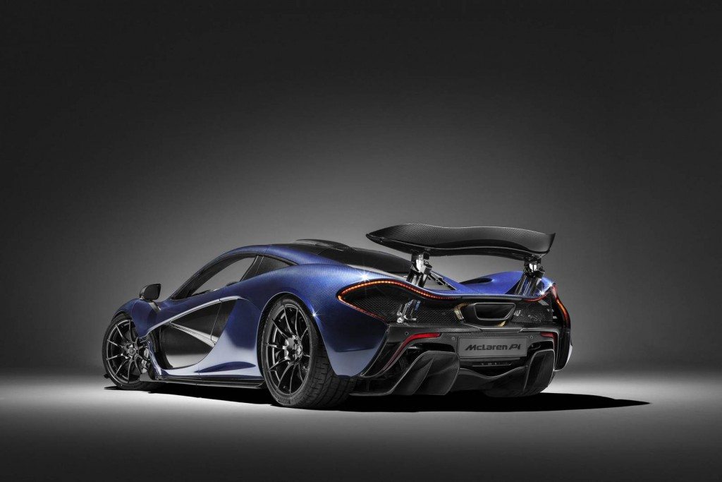 McLaren P1 MSO full-carbon Lio Blue (4)