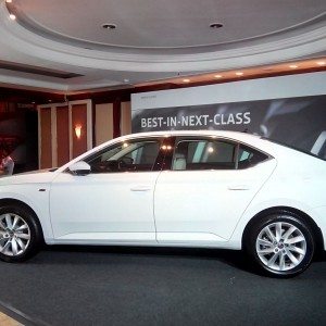 New Skoda Superb white