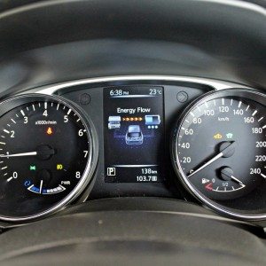 Nissan X Trail Hybrid Instrument Cluster