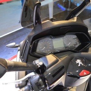 Peugeot Metropolis at the Auto Expo
