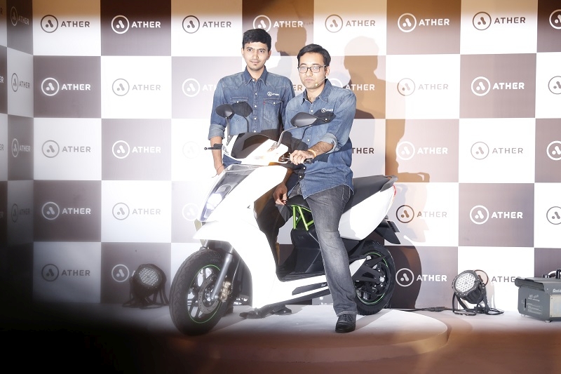 R-L Tarun Mehta, CEO and Co-Founder and Swapnil Jain, CTO and Co-Founder, Ather Energy