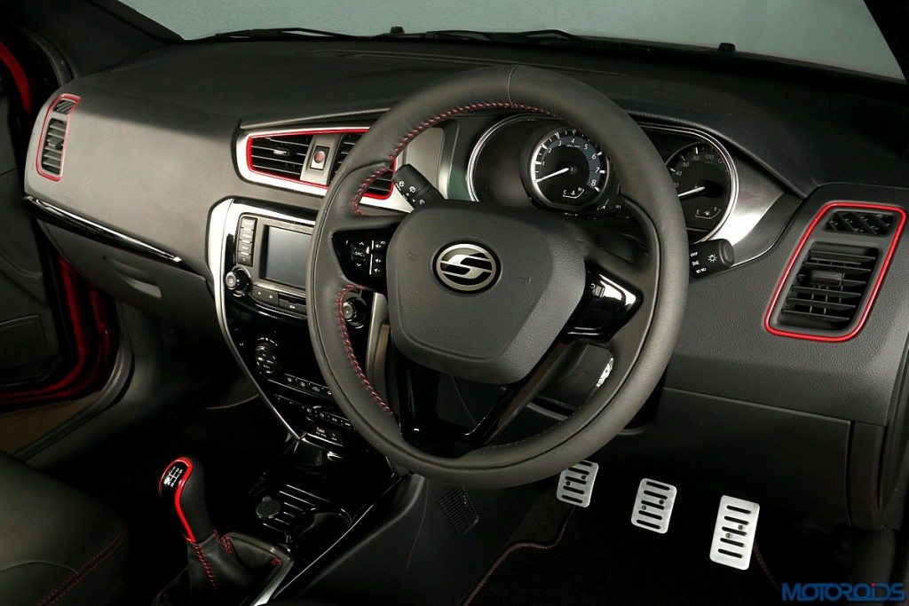 Sporty Performance Hatch - Dashboard