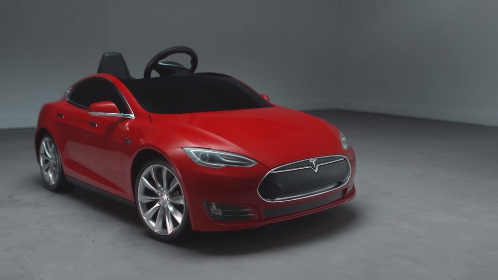 Tesla Model S for Kids by Radio Flyer (12)