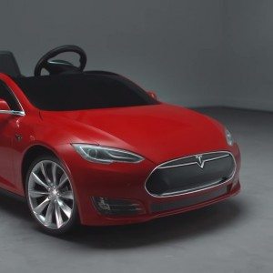 Tesla Model S for Kids by Radio Flyer