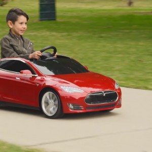 Tesla Model S for Kids by Radio Flyer