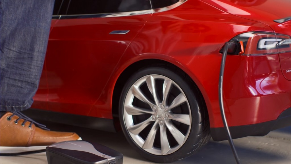 Tesla Model S for Kids by Radio Flyer (16)