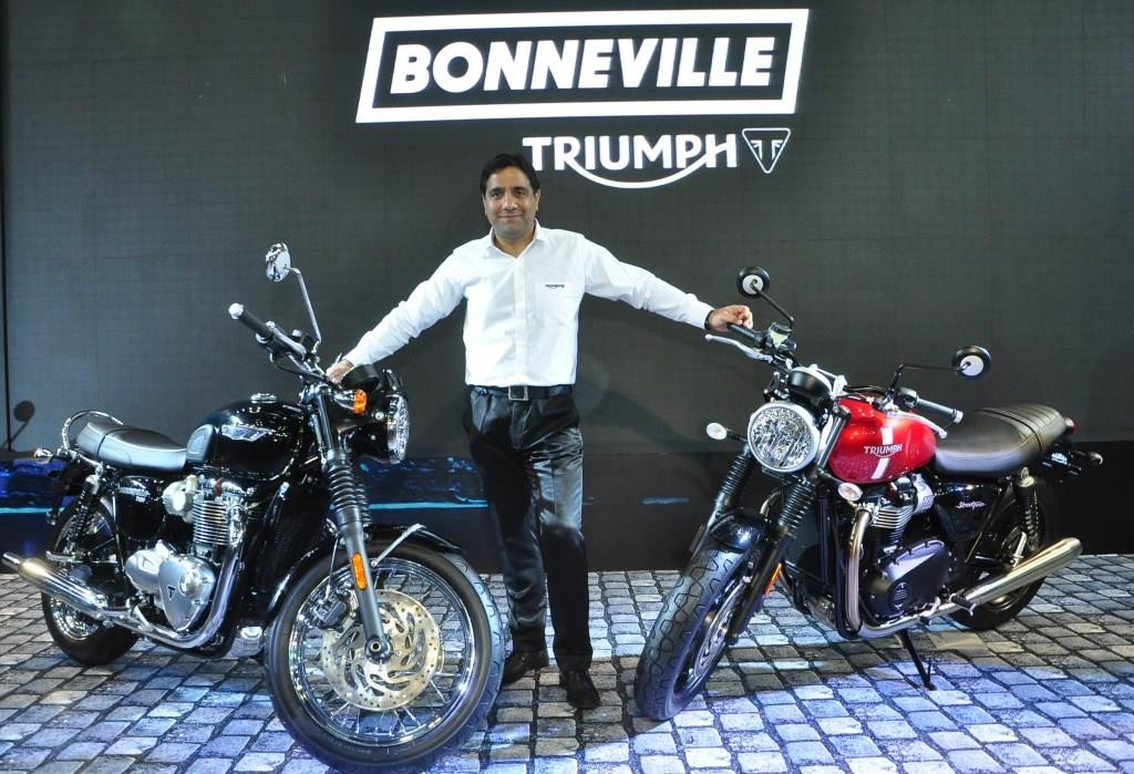 Vimal Sumbly, Managing Director, Triumph Motorcycles India alongside the new Bonneville T 120 and the Street Twin