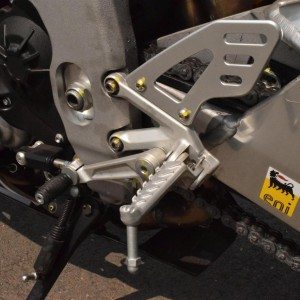 Aprilia RSV RF footrests