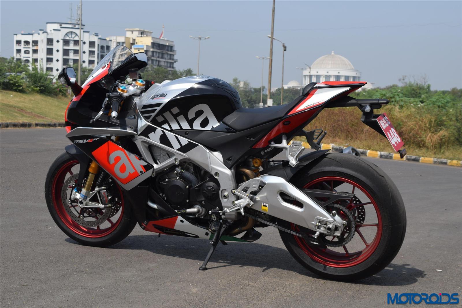 Aprilia rsv4 rr price in india