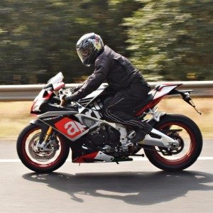 Aprilia RSV RF motion