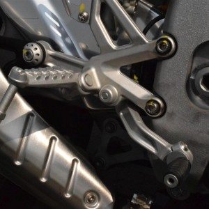 Aprilia RSV RF rearset