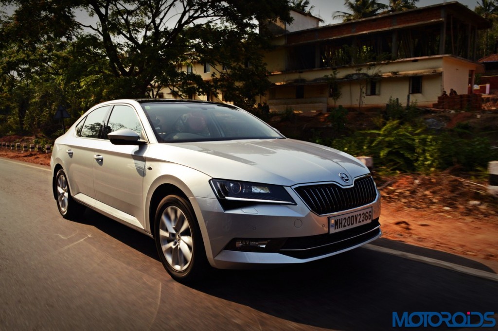 2016 Skoda Superb (4)