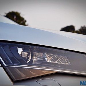 Skoda Superb Headlamps